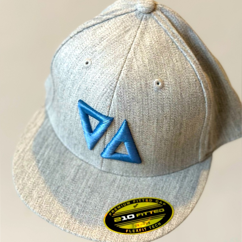 Thick as Thieves Signature Logo 3D Embroidered, 210 Fitted Cap, Gray & Blue